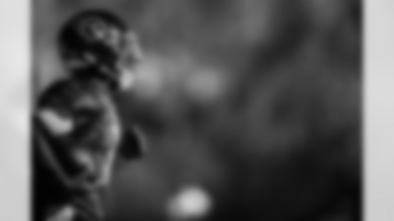 Quarterback Cam Ward #1 of the Tennessee Titans during practice at the Ascension Saint Thomas Sports Park on November 12, 2025 in Nashville, TN. Photo By Donald Page/Tennessee Titans