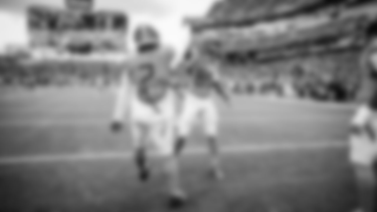 The Tennessee Titans and the New England Patriots compete at Nissan Stadium on October 19, 2025 in Nashville, TN. Photo By Beau Brune/Tennessee Titans