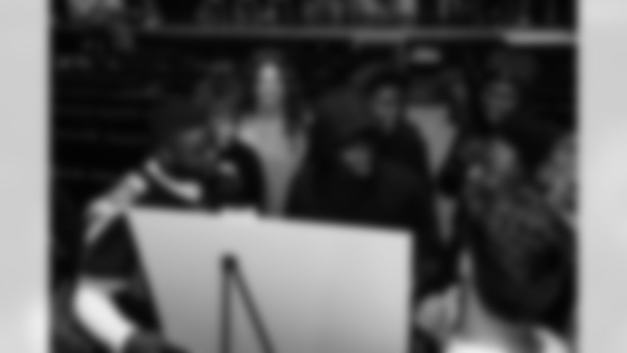 Community Tuesdays on October 28, 2025 at James Lawson High School in Nashville, TN. Photo By Beau Brune/Tennessee Titans