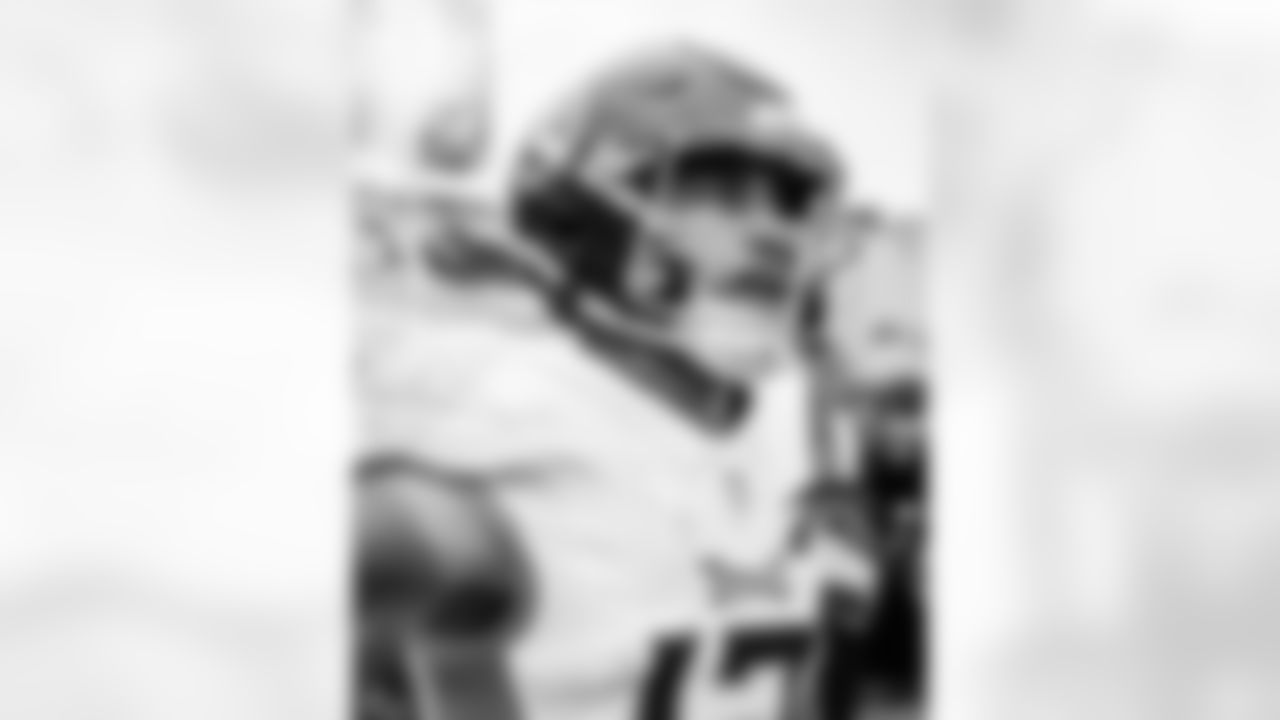 The Tennessee Titans and the Jacksonville Jaguars compete at EverBank Stadium on January 04, 2026 in Jacksonville, FL. Photo By Jessie Rogers/Tennessee Titans