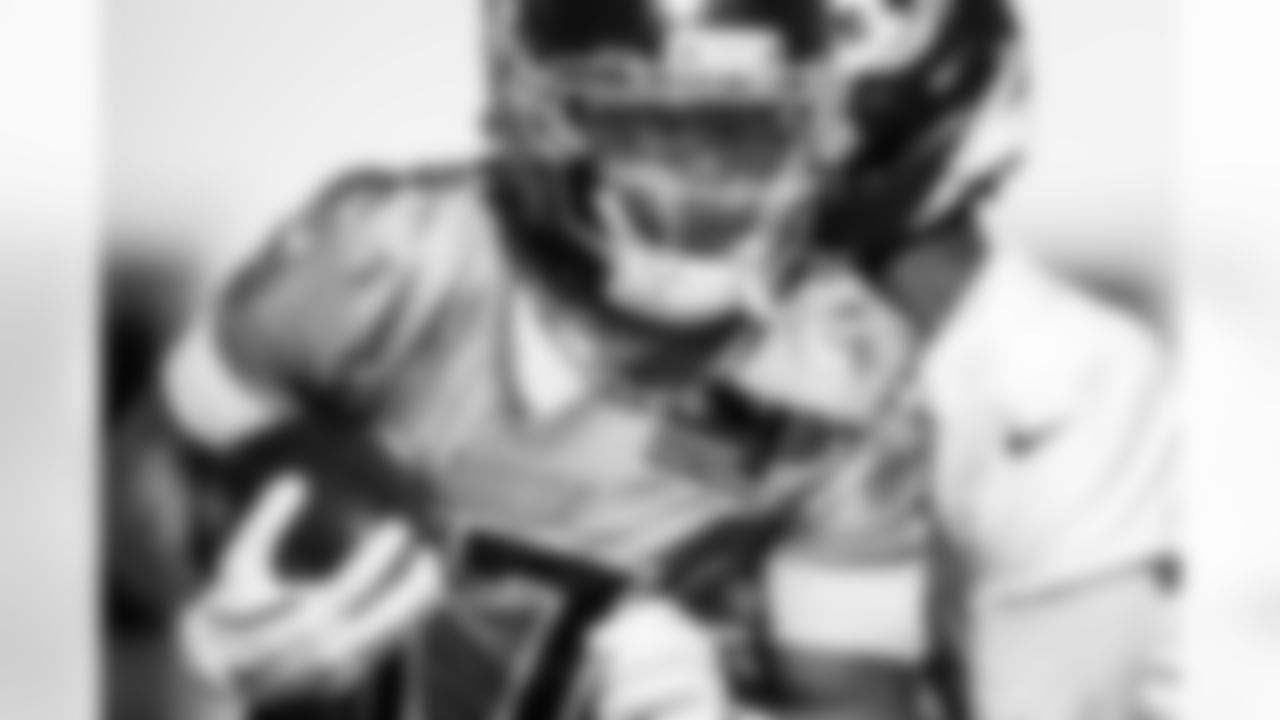 Wide receiver Bryce Oliver #80 of the Tennessee Titans during practice at the Ascension Saint Thomas Sports Park on January 1, 2026 in Nashville, TN. Photo By Jessie Rogers/Tennessee Titans