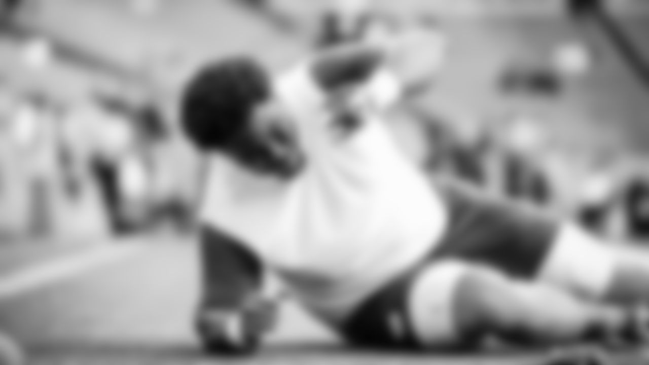 The Tennessee Titans and the New Orleans Saints compete at Nissan Stadium on December 28, 2025 in Nashville, TN. Photo By Donald PageTennessee Titans