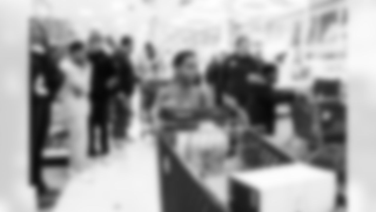 Quarterback Cam Ward #1 of the Tennessee Titans partners with Preston Taylor Ministries to take 8 kids holiday shopping on December 16, 2025 in Nashville, TN. Photo By Jessie Rogers/Tennessee Titans