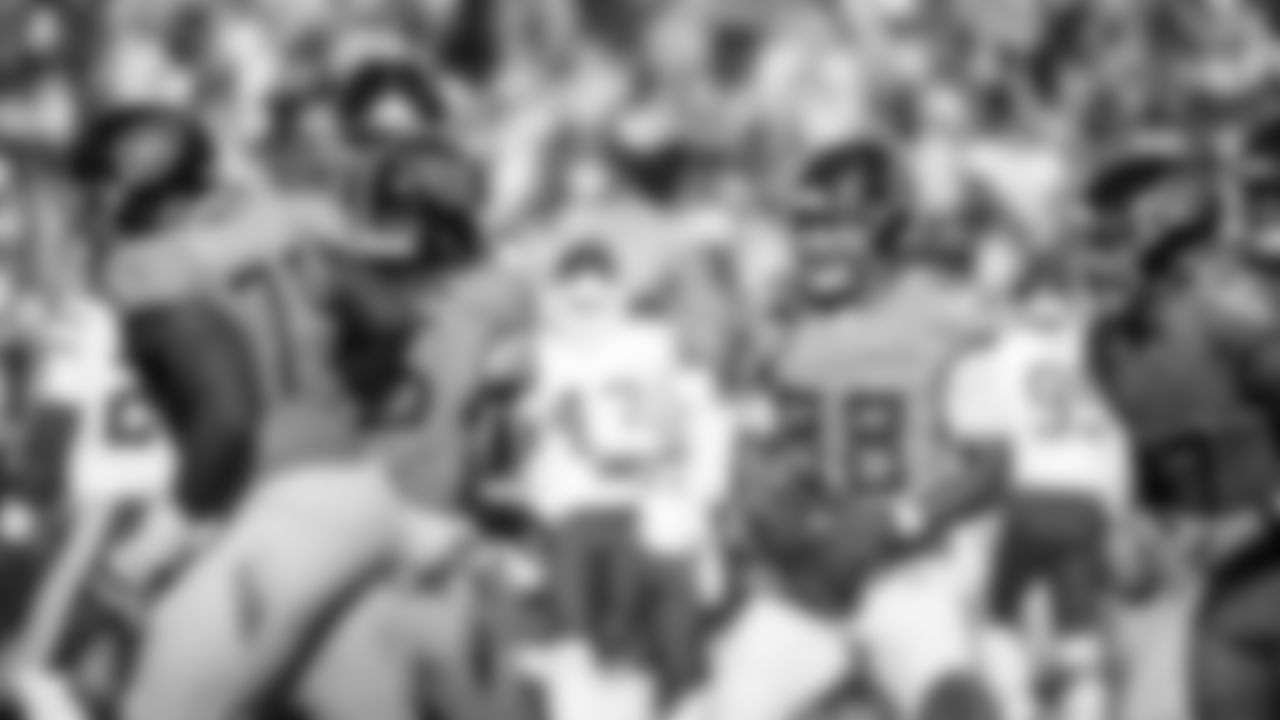 The Tennessee Titans and the Kansas City Chiefs compete at Nissan Stadium on December 21, 2025 in Nashville, TN. Photo By Donald Page/Tennessee Titans