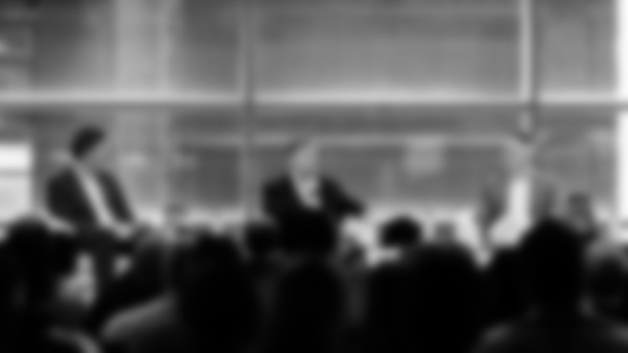 The New Nissan Stadium steel topping out ceremony takes place on November 21, 2025 in Nashville, TN. Photo By Jessie Rogers/Tennessee Titans