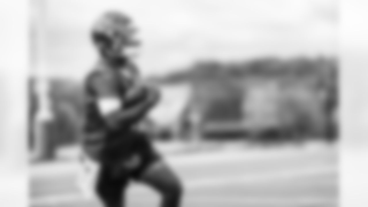 Quarterback Cam Ward #1 of the Tennessee Titans during practice at the Ascension Saint Thomas Sports Park on October 30, 2025 in Nashville, TN. Photo By Donald Page/Tennessee Titans