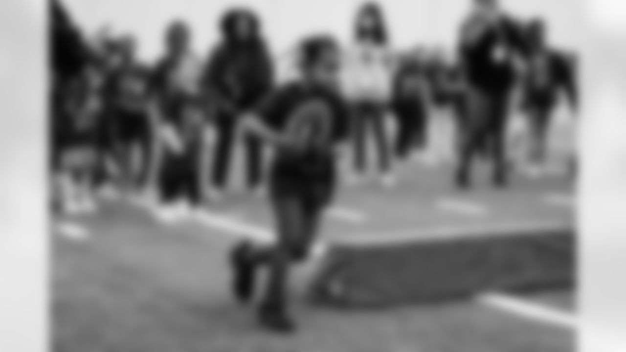 Jeffery Simmons Thanksgiving Event on November 25, 2025 at Ascension Saint Thomas Sports Park in Nashville, TN. Photo By Beau Brune/Tennessee Titans