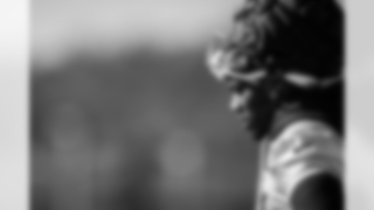 Outside linebacker Arden Key #49 of the Tennessee Titans during practice at the Ascension Saint Thomas Sports Park on November 12, 2025 in Nashville, TN. Photo By Donald Page/Tennessee Titans