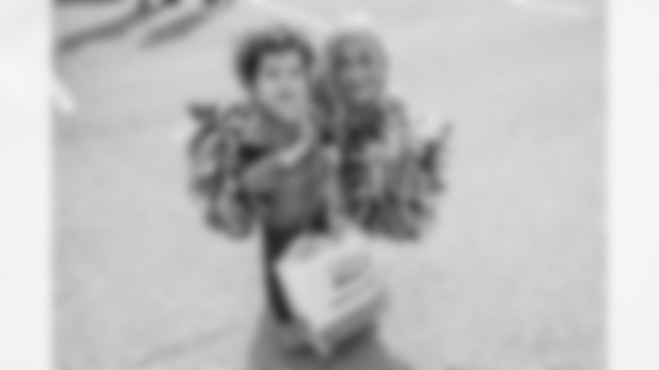 Salute to Service Tailgate on November 13, 2025 in Nashville, TN. Photo By Beau Brune/Tennessee Titans