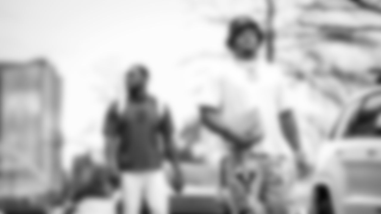 The Tennessee Titans and the New Orleans Saints compete at Nissan Stadium on December 28, 2025 in Nashville, TN. Photo By Donald PageTennessee Titans