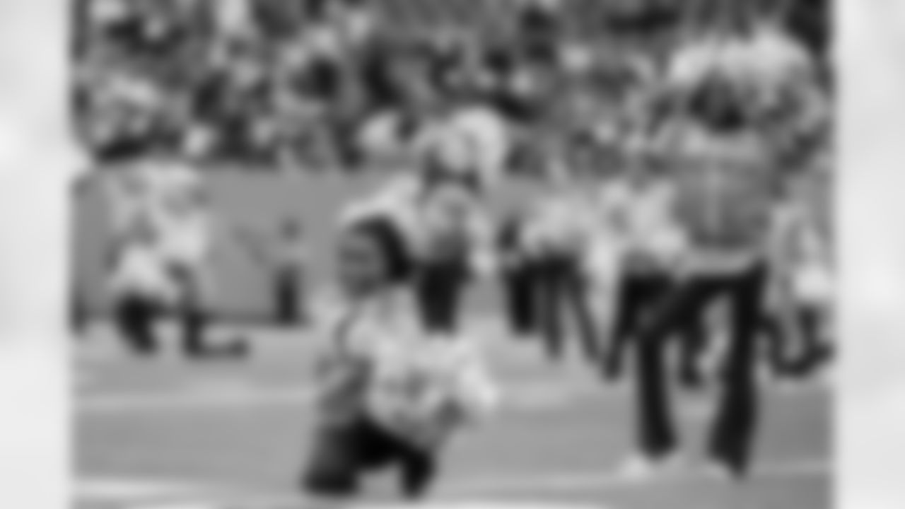 Junior Cheer Performance before the game between the Tennessee Titans and the Los Angeles Chargers at Nissan Stadium on November 02, 2025 in Nashville, TN. Photo By Camden Hall/Tennessee Titans