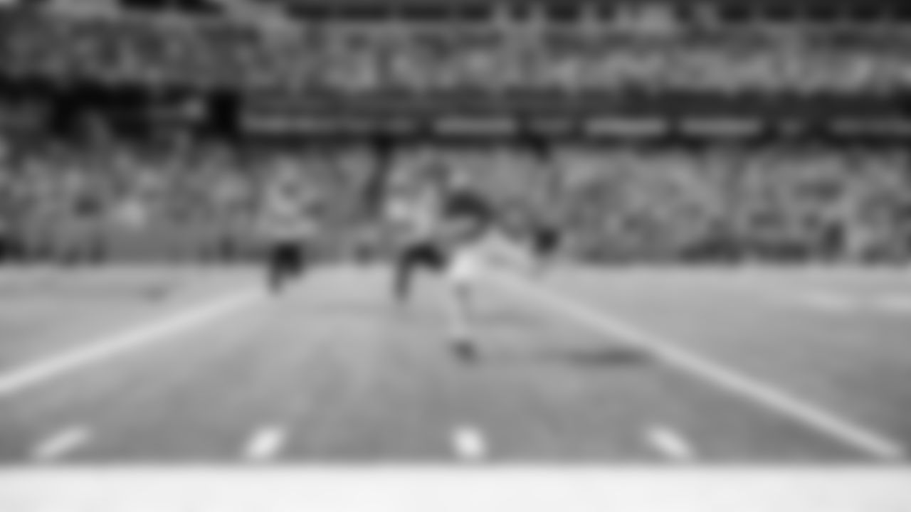 Wide receiver Chimere Dike #17 of the Tennessee Titans during the game between the Tennessee Titans and the New England Patriots at Nissan Stadium on October 19, 2025 in Nashville, TN. Photo By Tennessee Titans