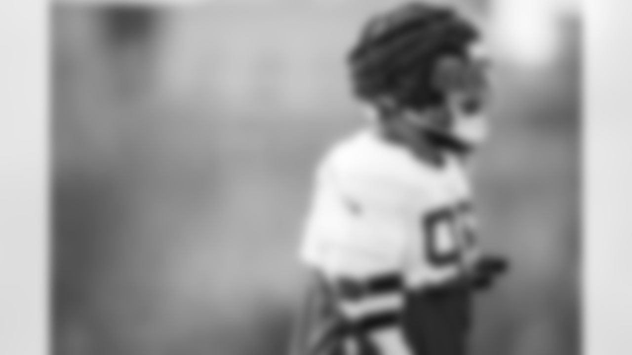 Defensive tackle Jeffery Simmons #98 of the Tennessee Titans during practice at the Ascension Saint Thomas Sports Park on November 13, 2025 in Nashville, TN. Photo By Donald Page/Tennessee Titans