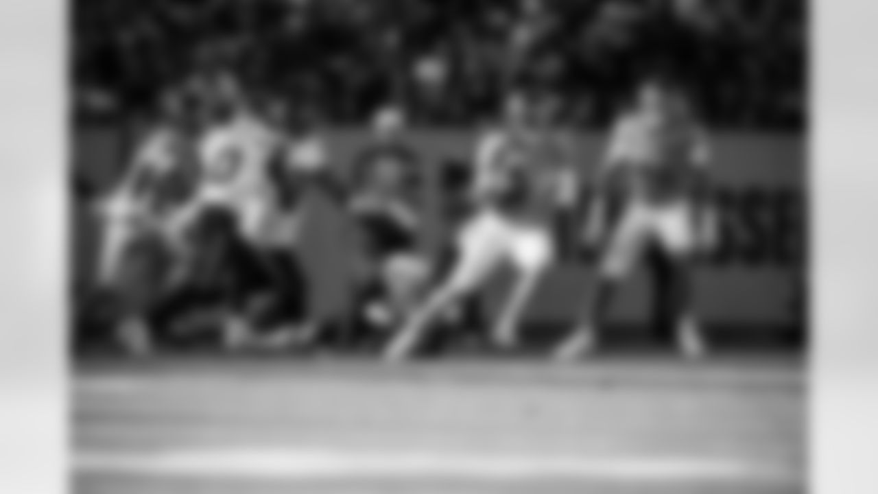 The Tennessee Titans and the Houston Texans compete at Nissan Stadium on November 16, 2025 in Nashville, TN. Photo By Jessie Rogers/Tennessee Titans