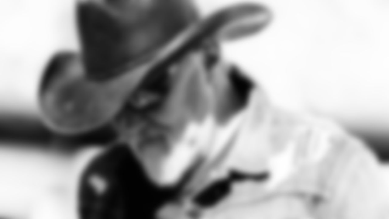 during the game between the Tennessee Titans and the Houston Texans at Nissan Stadium on November 16, 2025 in Nashville, TN. Photo By Donald Page/Tennessee Titans