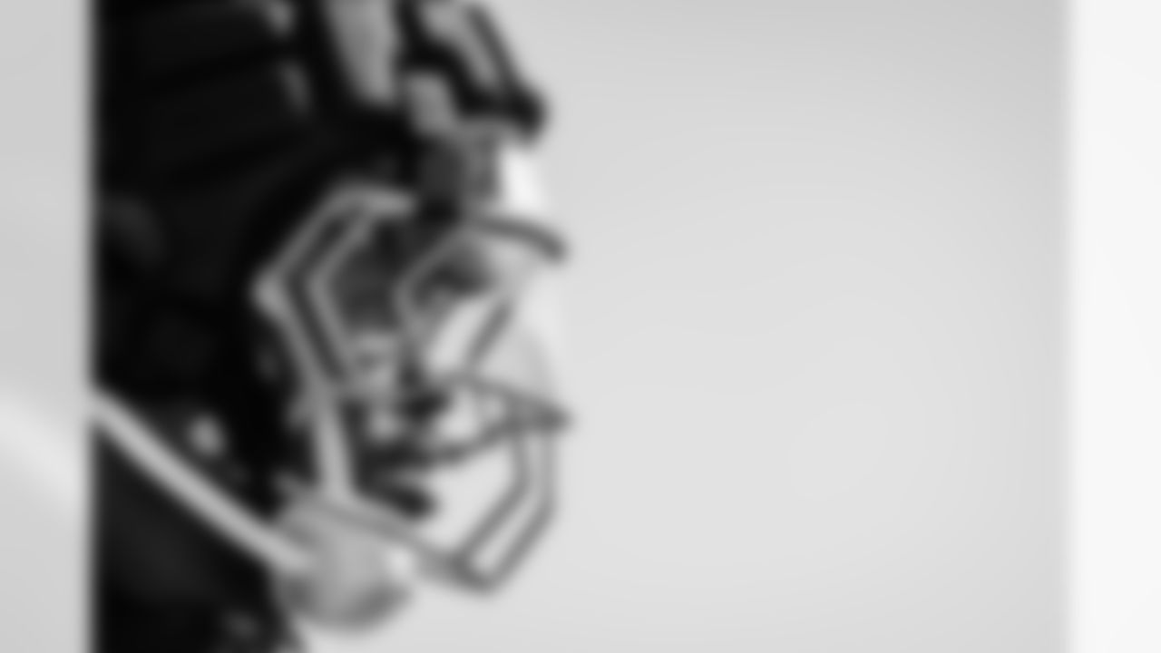 Running back Tony Pollard #20 of the Tennessee Titans during practice at the Ascension Saint Thomas Sports Park on December 11, 2025 in Nashville, TN. Photo By Jessie Rogers/Tennessee Titans