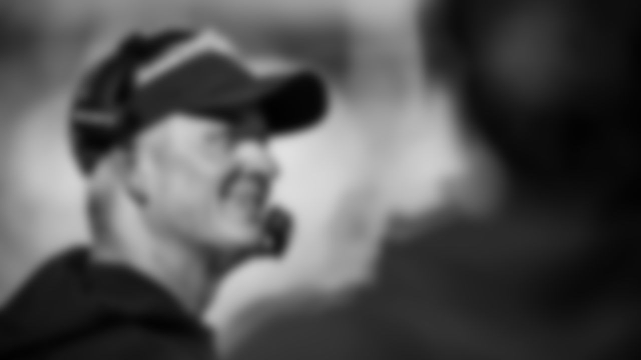 The Tennessee Titans and the Kansas City Chiefs compete at Nissan Stadium on December 21, 2025 in Nashville, TN. Photo By Donald Page/Tennessee Titans