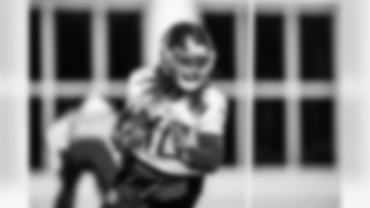 Cornerback Kemon Hall #40 of the Tennessee Titans during practice at the Ascension Saint Thomas Sports Park on January 1, 2026 in Nashville, TN. Photo By Jessie Rogers/Tennessee Titans