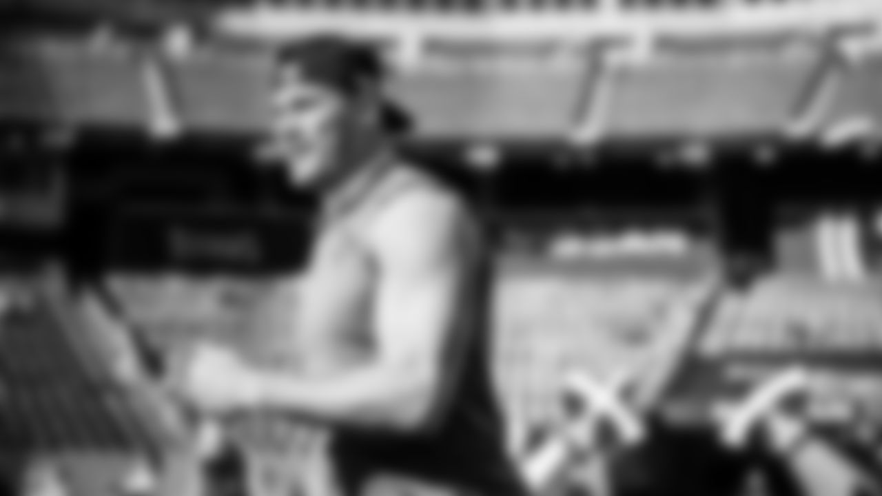 The Tennessee Titans and the Kansas City Chiefs compete at Nissan Stadium on December 21, 2025 in Nashville, TN. Photo By Donald Page/Tennessee Titans