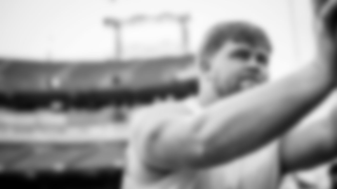 The Tennessee Titans and the Los Angeles Chargers compete at Nissan Stadium on November 02, 2025 in Nashville, TN. Photo B Jessie Rogers/Tennessee Titans