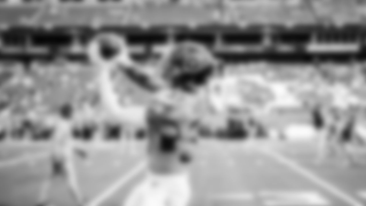 The Tennessee Titans and the New Orleans Saints compete at Nissan Stadium on December 28, 2025 in Nashville, TN. Photo By Beau BruneTennessee Titans