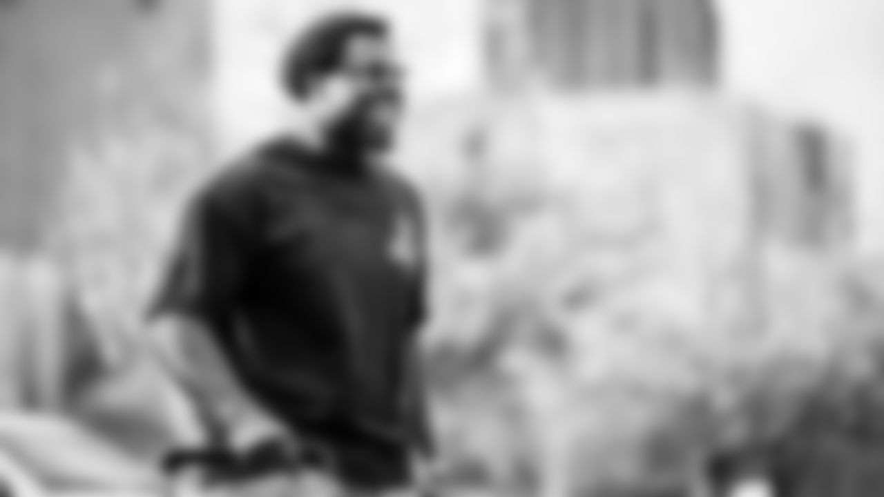 The Tennessee Titans and the New Orleans Saints compete at Nissan Stadium on December 28, 2025 in Nashville, TN. Photo By Donald PageTennessee Titans