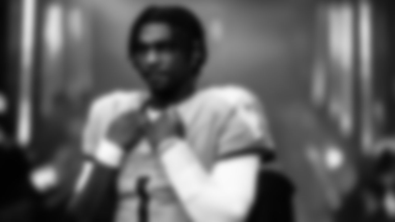 Quarterback Cam Ward #1 of the Tennessee Titans before the game between the Tennessee Titans and the New Orleans Saints at Nissan Stadium on December 28, 2025 in Nashville, TN. Photo By Donald Page/Tennessee Titans