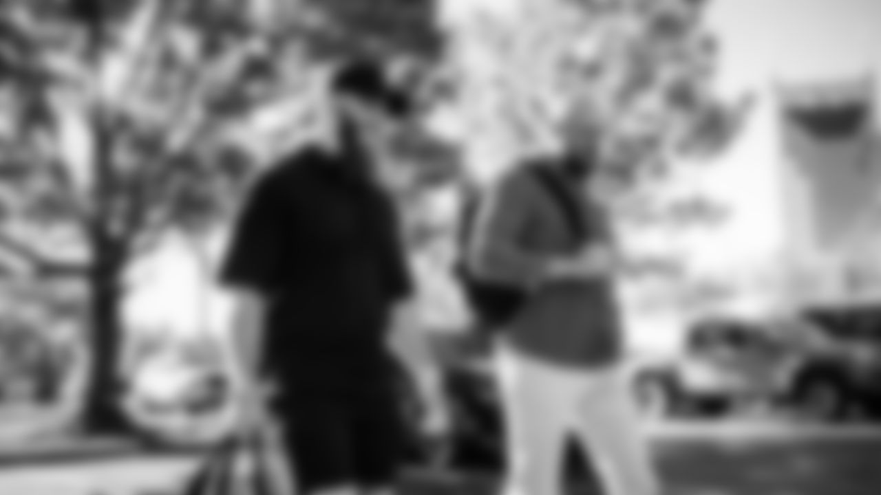 The Tennessee Titans and the Houston Texans compete at Nissan Stadium on November 16, 2025 in Nashville, TN. Photo By Donald Page/Tennessee Titans