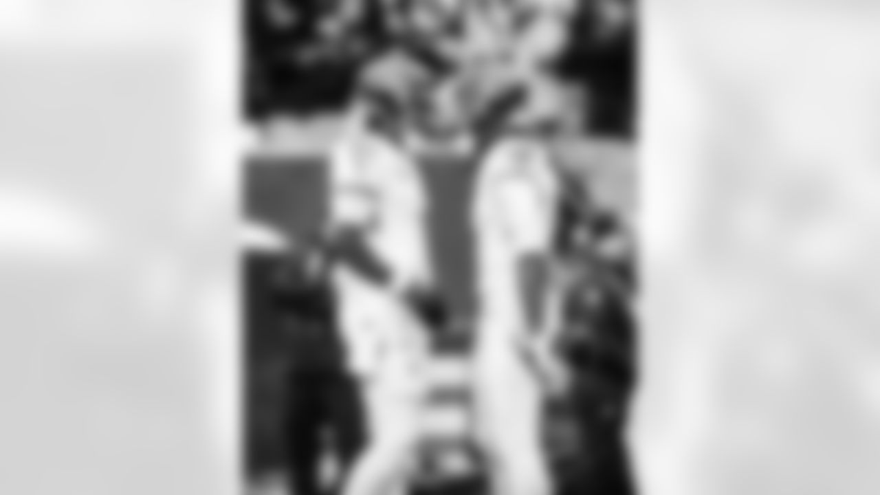 The Tennessee Titans and the Cleveland Browns compete at Huntington Bank Field on December 07, 2025 in Cleveland, OH. Photo By Jessie Rogers/Tennessee Titans