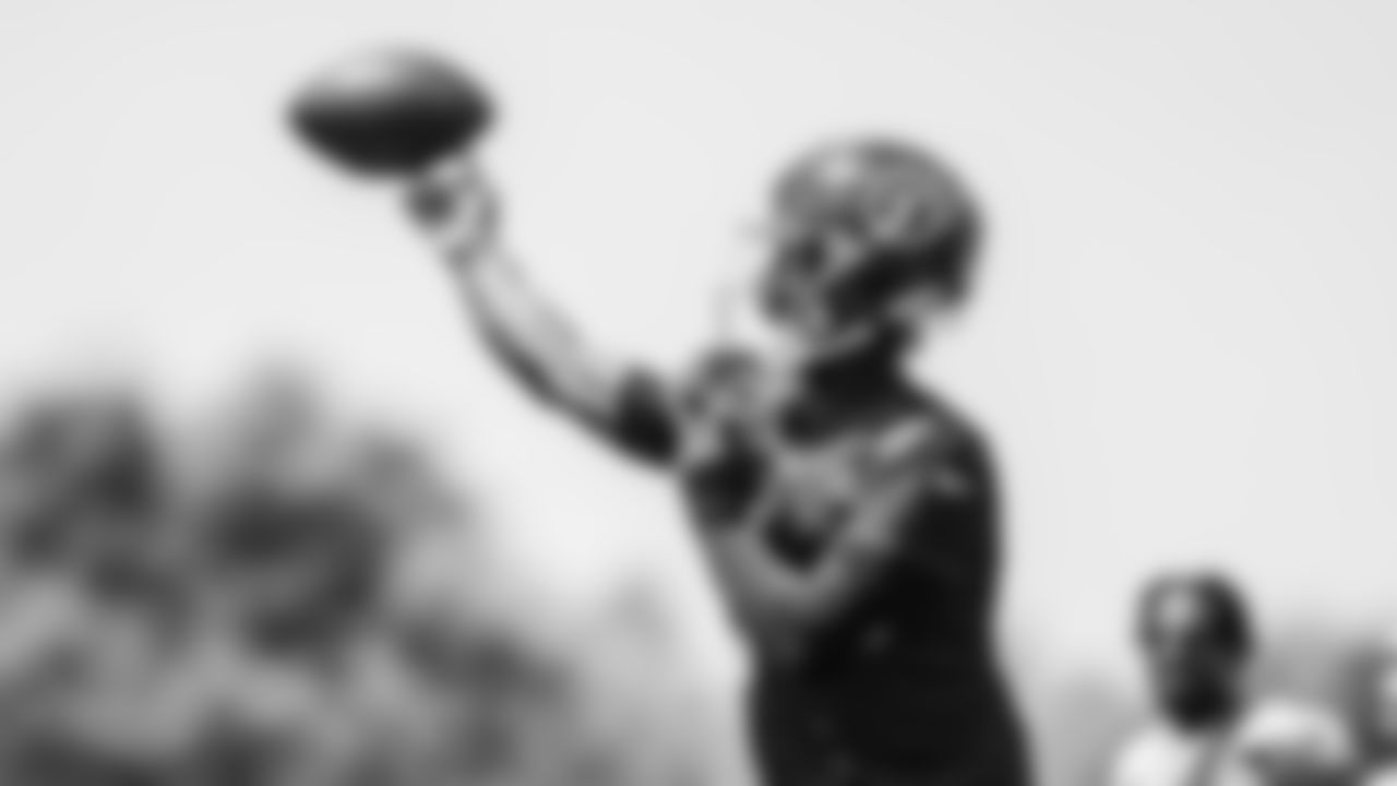 Quarterback Cam Ward #1 of the Tennessee Titans during phase 3 practice at the Ascension Saint Thomas Sports Park on June 3, 2025 in Nashville, TN. Photo By Donald Page/Tennessee Titans