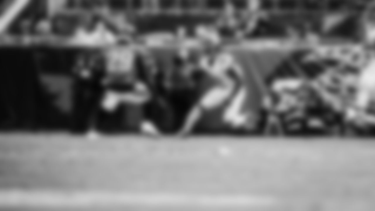 The Tennessee Titans and the Jacksonville Jaguars compete at EverBank Stadium on January 04, 2026 in Jacksonville, FL. Photo By Jessie Rogers/Tennessee Titans