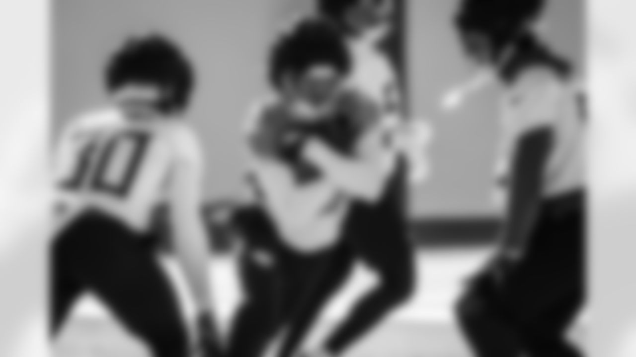 Wide receiver Chimere Dike #17 of the Tennessee Titans during practice at the Ascension Saint Thomas Sports Park on November 27, 2025 in Nashville, TN. Photo By Donald Page/Tennessee Titans