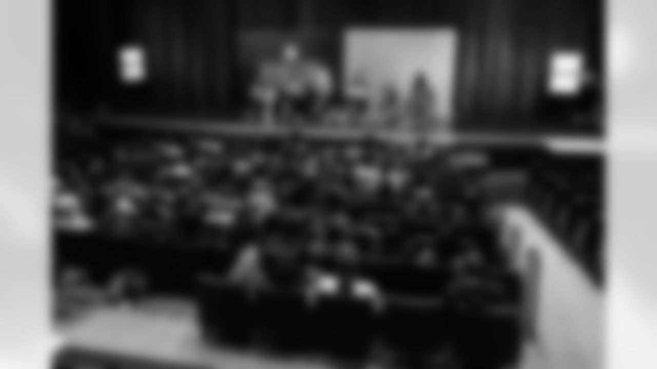 Community Tuesdays on October 28, 2025 at James Lawson High School in Nashville, TN. Photo By Beau Brune/Tennessee Titans