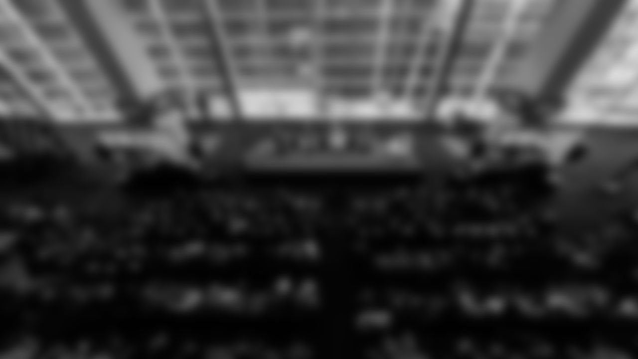 The New Nissan Stadium steel topping out ceremony takes place on November 21, 2025 in Nashville, TN. Photo By Jessie Rogers/Tennessee Titans