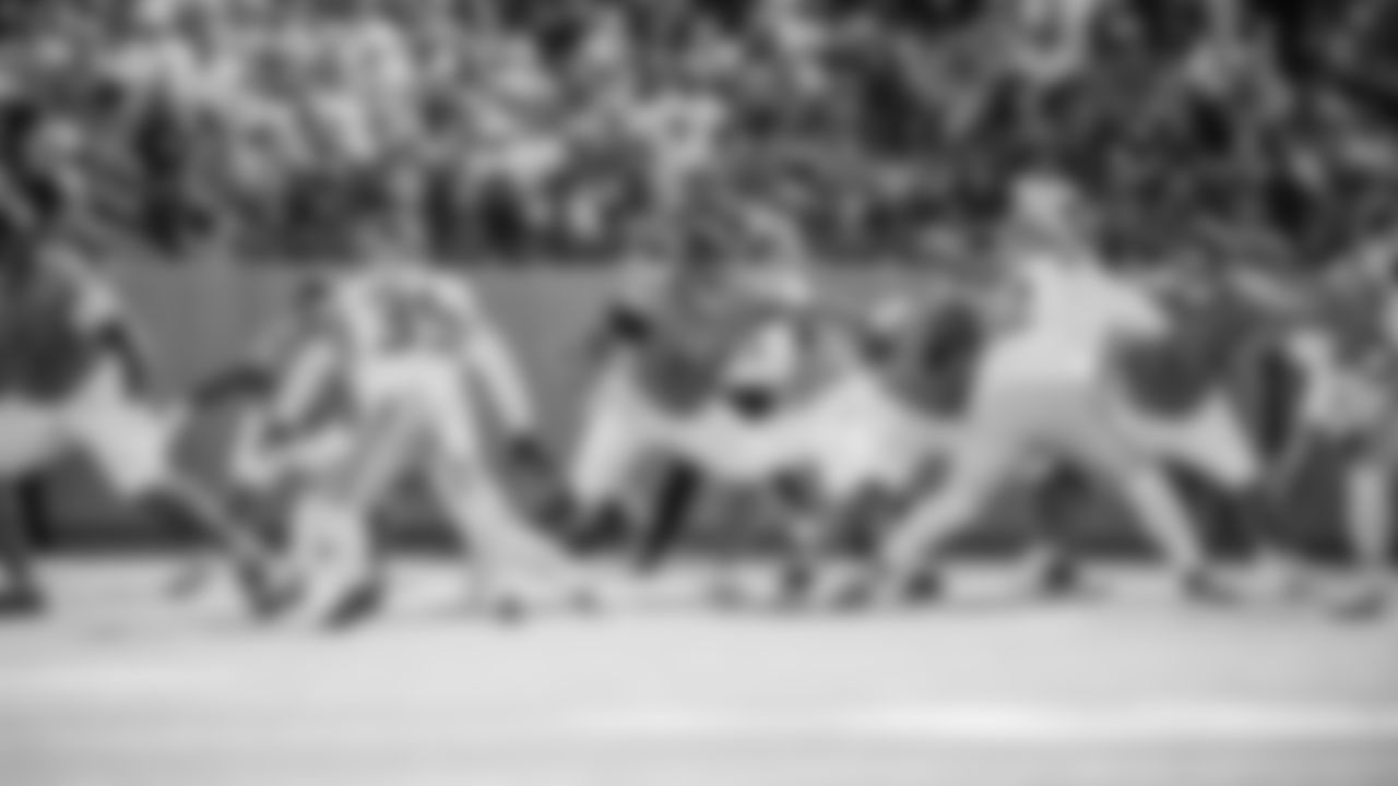 The Tennessee Titans and the Seattle Seahawks compete at Nissan Stadium on November 23, 2025 in Nashville, TN. Photo By Jessie Rogers/Tennessee Titans