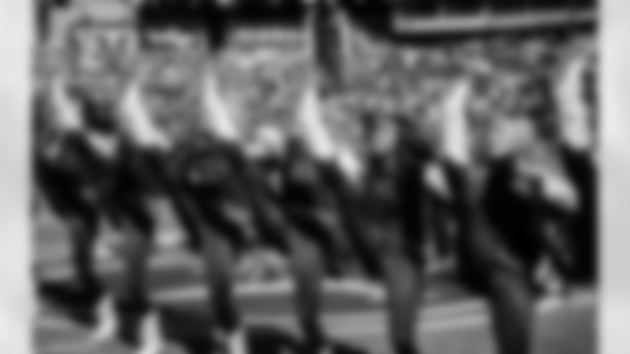 Tennessee Titans Cheerleaders performing before the game between the Tennessee Titans and the Jacksonville Jaguars at Nissan Stadium on November 30, 2025 in Nashville, TN. Photo By Kaitlyn Hungerford/Tennessee Titans