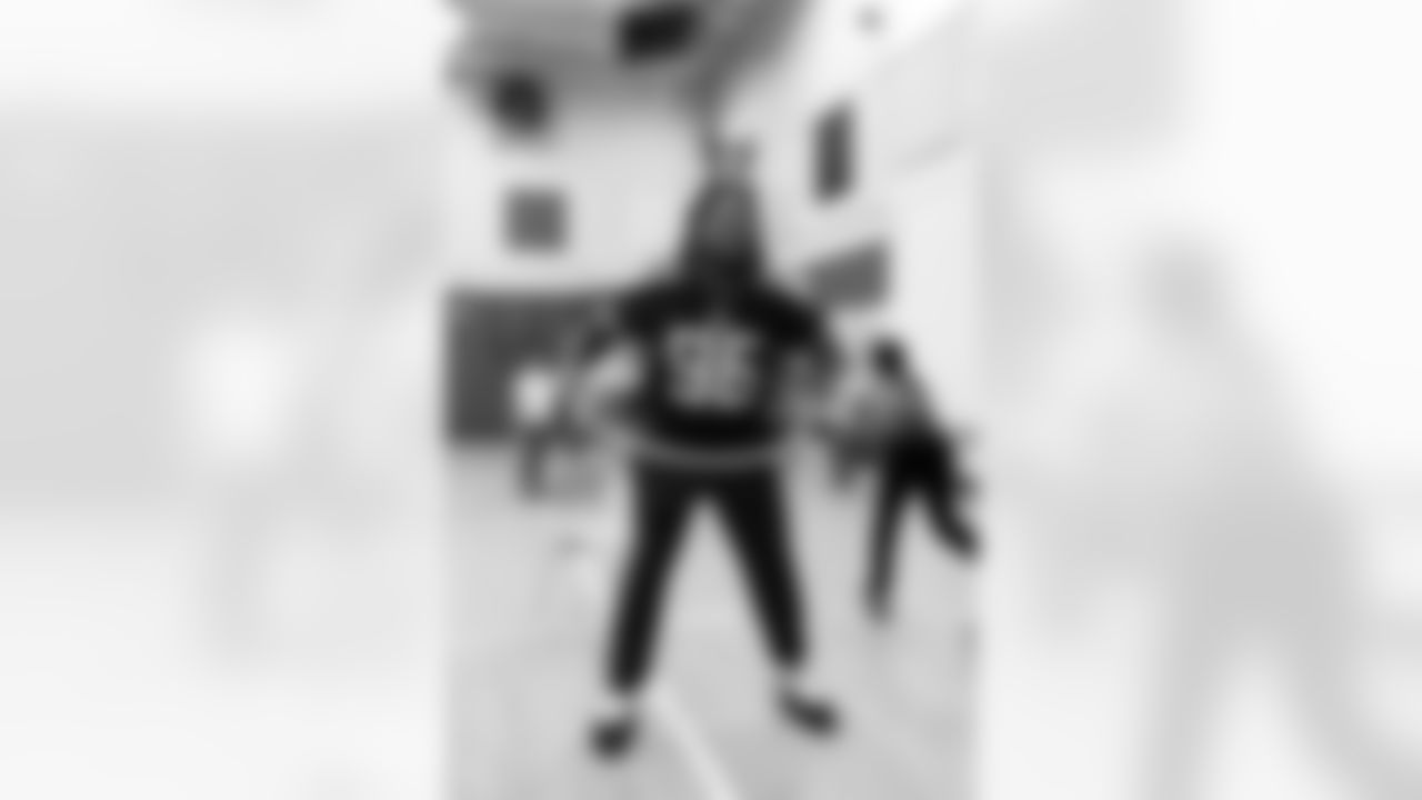 Take A Titan To School hosted at Park Avenue Elementary School on December 16, 2025 in Nashville, TN. Photo By Jessie Rogers/Tennessee Titans