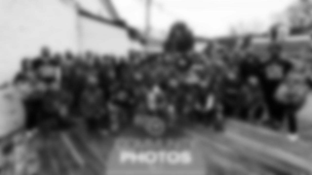 12-2_Rose-Park-Middle-School-Football-Championship-Celebration