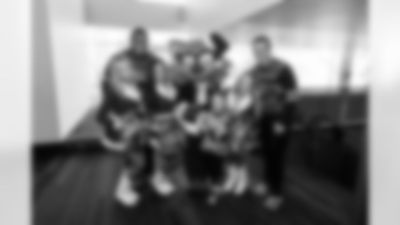 T-Rac's Tinsel Town on December 13, 2025 in Nashville, TN. Photo By Beau Brune/Tennessee Titans