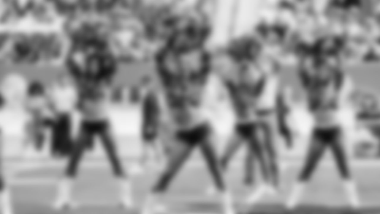 Tennessee Titans Cheerleaders and Blue Crew perform on the field before the game between the Tennessee Titans and the Indianapolis Colts at Nissan Stadium on September 21, 2025 in Nashville, TN. Photo By Kaitlyn Hungerford/Tennessee Titans