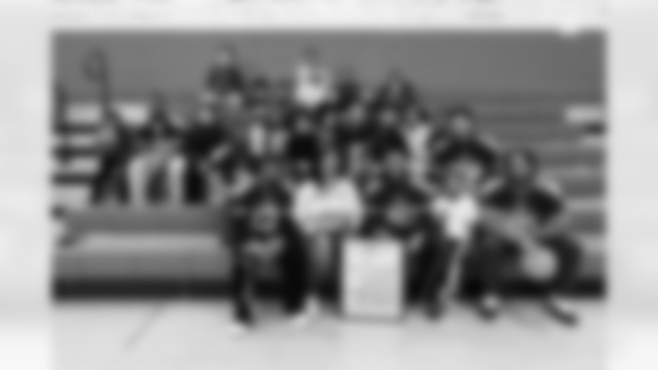 Take A Titan To School hosted at Park Avenue Elementary School on December 16, 2025 in Nashville, TN. Photo By Jessie Rogers/Tennessee Titans