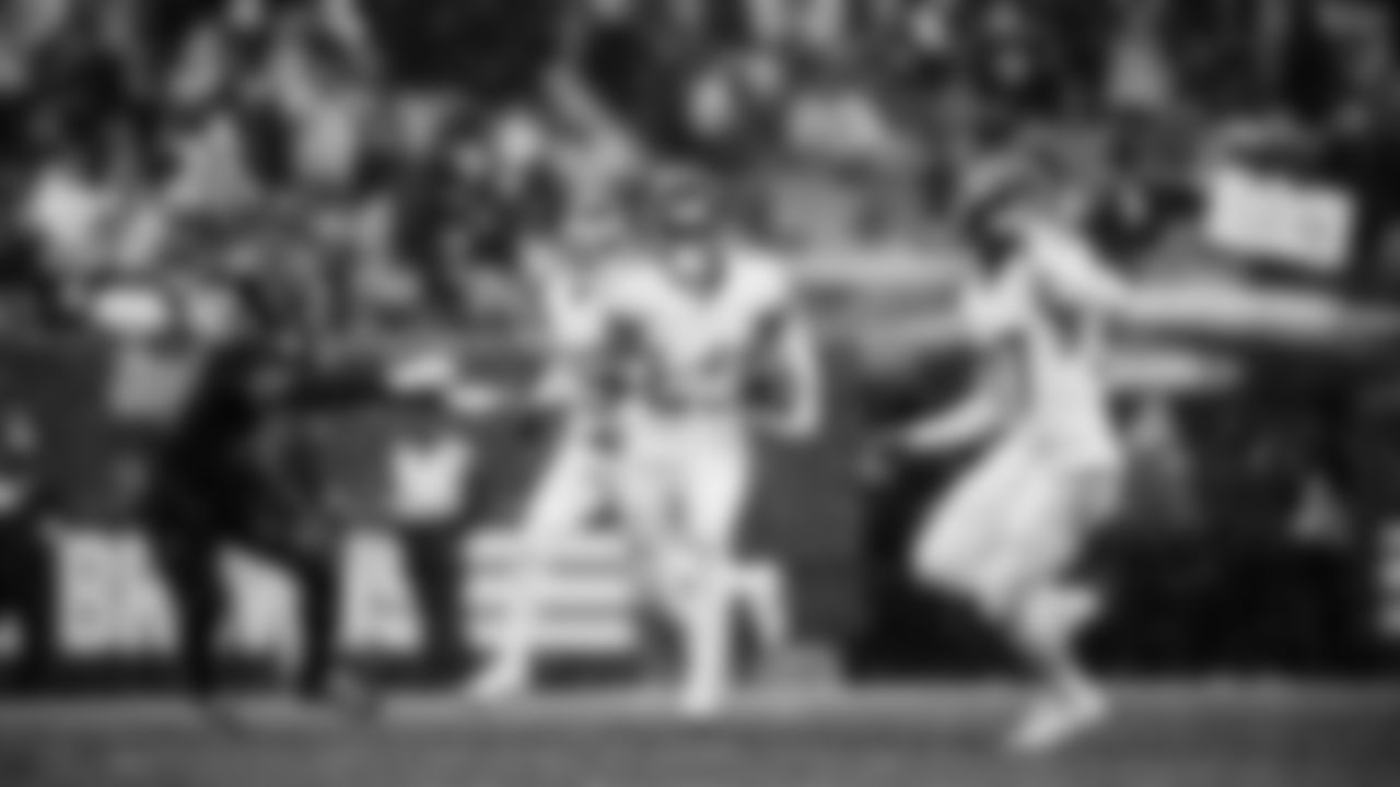 The Tennessee Titans and the Cleveland Browns compete at Huntington Bank Field on December 07, 2025 in Cleveland, OH. Photo By Jessie Rogers/Tennessee Titans