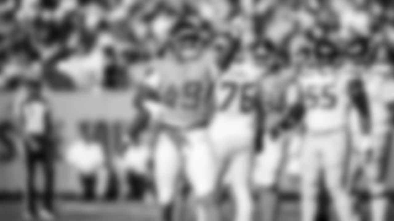 The Tennessee Titans and the Seattle Seahawks compete at Nissan Stadium on November 23, 2025 in Nashville, TN. Photo By Beau Brune/Tennessee Titans