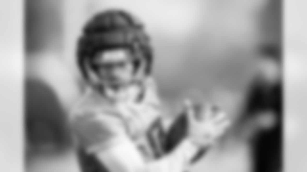 Wide receiver Chimere Dike #17 of the Tennessee Titans during practice at the Ascension Saint Thomas Sports Park on November 19, 2025 in Nashville, TN. Photo By Donald Page/Tennessee Titans