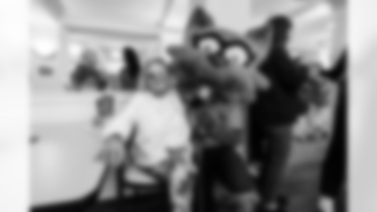 Titan Up Friday Caravan presented by 8th & Roast on November 14, 2025 in Nashville, TN. Photo By Beau Brune/Tennessee Titans