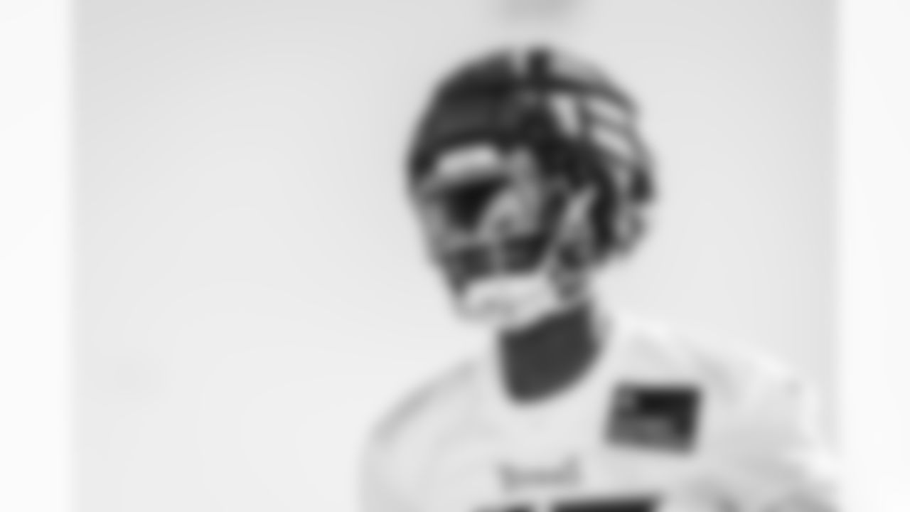 Cornerback Kaiir Elam #35 of the Tennessee Titans during practice at the Ascension Saint Thomas Sports Park on November 26, 2025 in Nashville, TN. Photo By Donald Page/Tennessee Titans