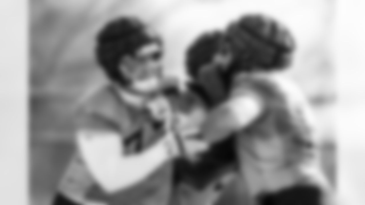 Offensive lineman Peter Skoronski #77 of the Tennessee Titans during practice at the Ascension Saint Thomas Sports Park on December 11, 2025 in Nashville, TN. Photo By Jessie Rogers/Tennessee Titans