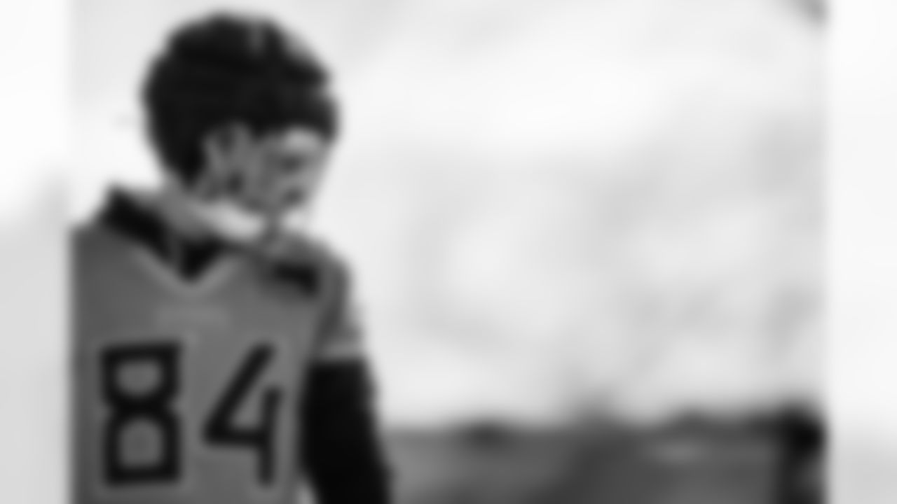 Tight end Gunnar Helm #84 of the Tennessee Titans during practice at the Ascension Saint Thomas Sports Park on December 11, 2025 in Nashville, TN. Photo By Jessie Rogers/Tennessee Titans