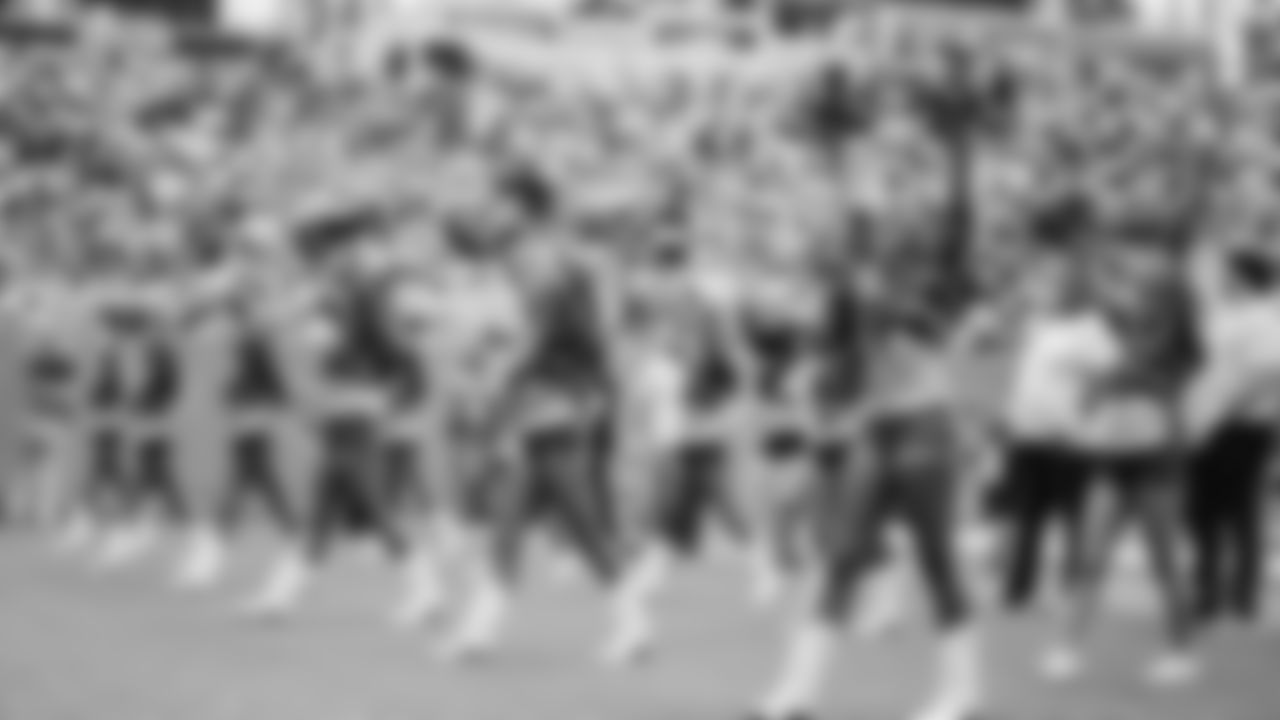 Tennessee Titans Cheerleaders during the game between the Tennessee Titans and the Indianapolis Colts at Nissan Stadium on September 21, 2025 in Nashville, TN. Photo By Kaitlyn Hungerford/Tennessee Titans