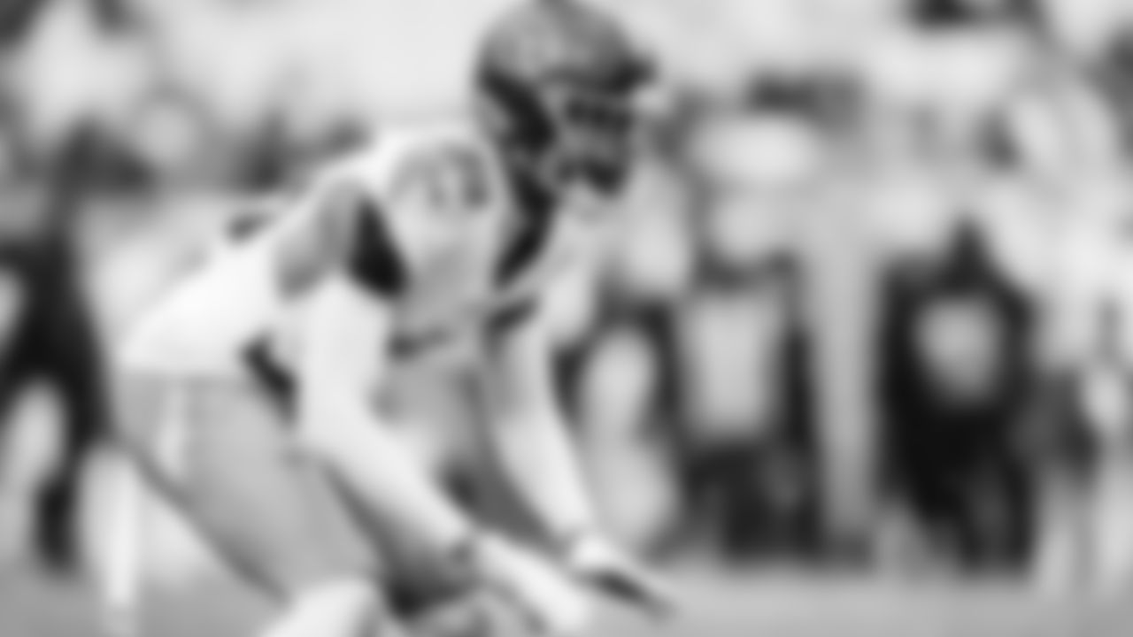 The Tennessee Titans and the Jacksonville Jaguars compete at EverBank Stadium on December 29, 2024 in Jacksonville, FL. Photo By //YOUR NAME///Tennessee Titans